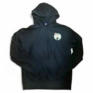 Boston Celtics NBA ultra game black warm hoodie Size L